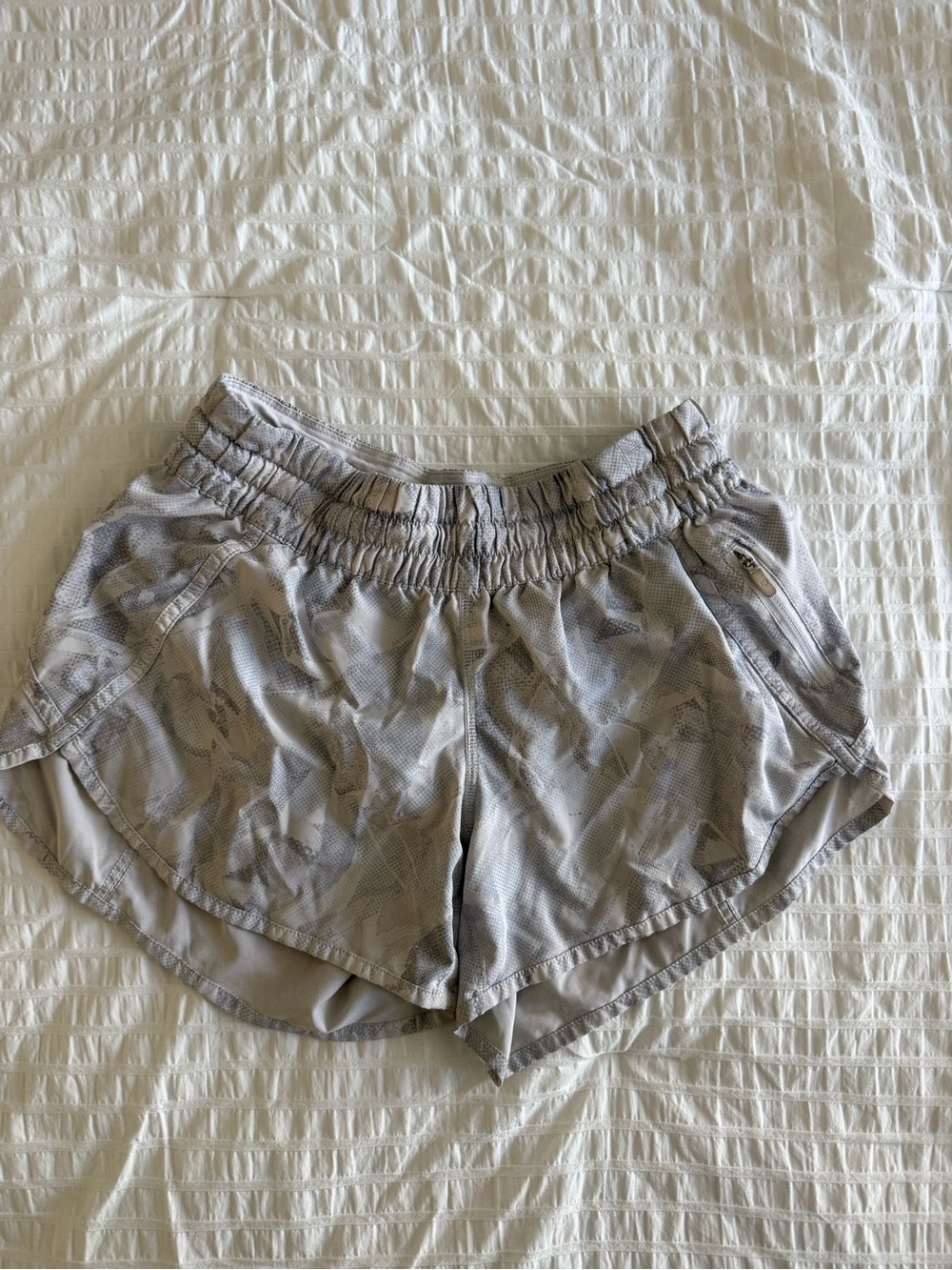 Lululemon Tracker Short Gray High-Waist Shorts Built in Underwear